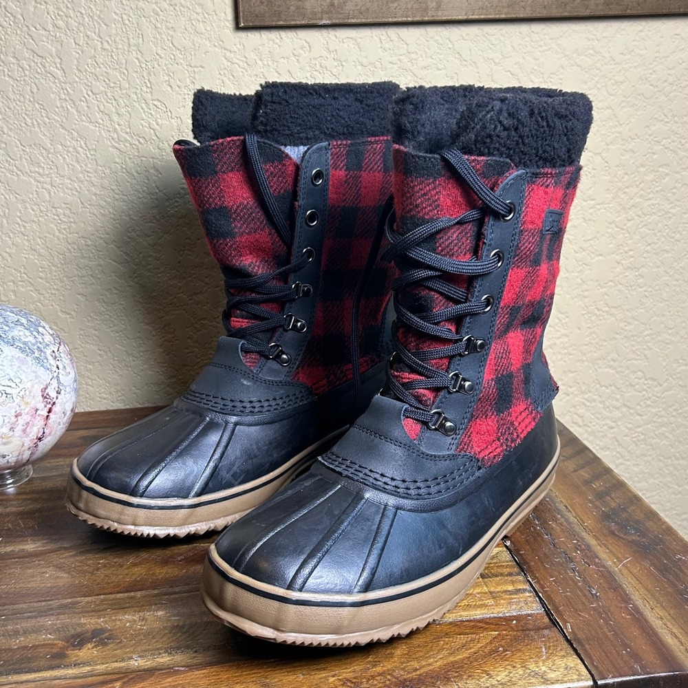 L.L.Bean Duck Boots Mens 11 Medium Red Buffalo Plaid Winter Snow Boots